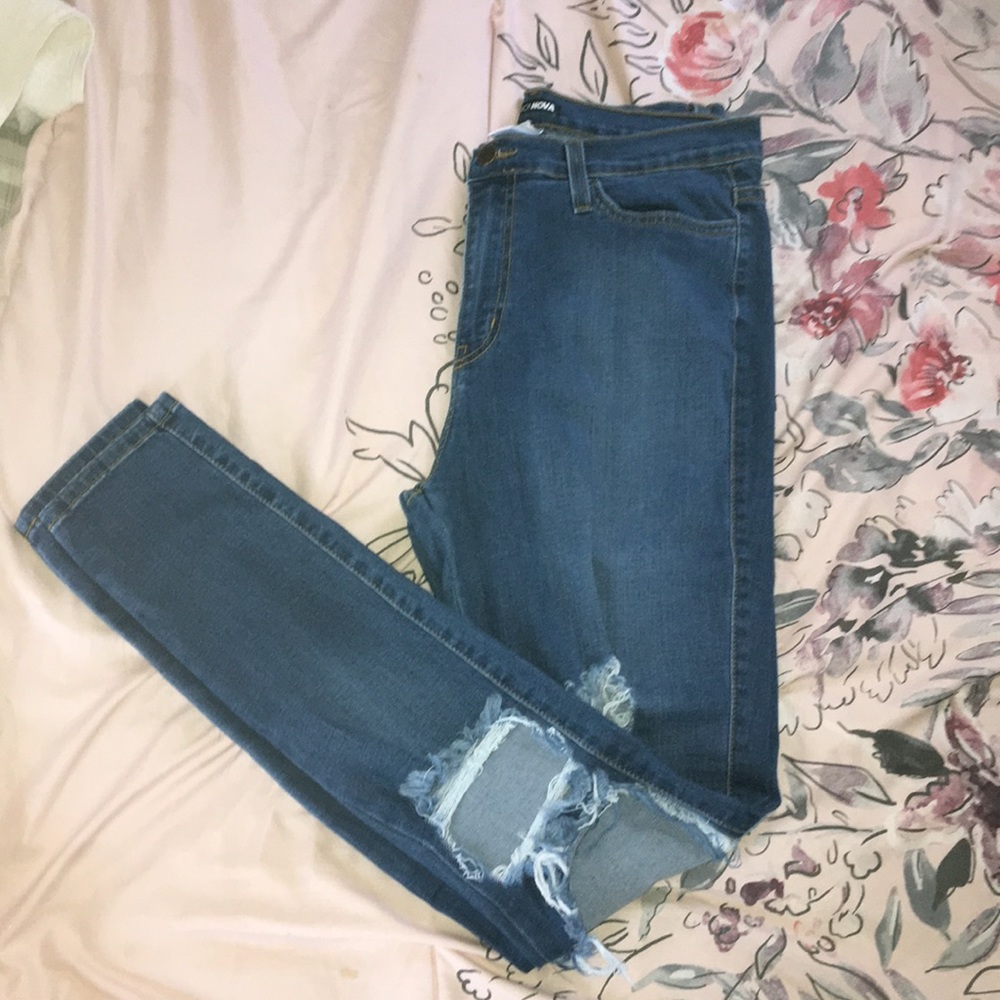 “Beach Bum” Fashion Nova jeans
